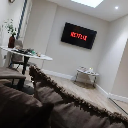 The Maison - Centre Ls1 아파트 *