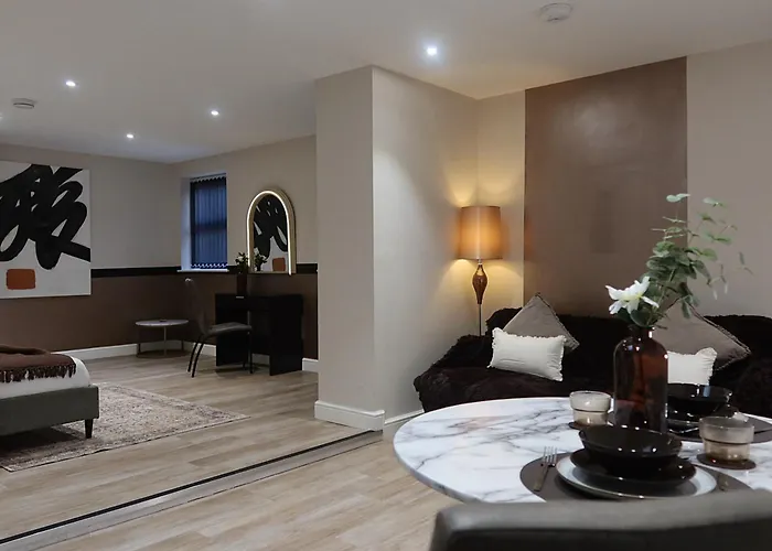 The Maison - Town Clock Views, 5 Min Walk To Train Station Appartement Leeds (West Yorkshire)