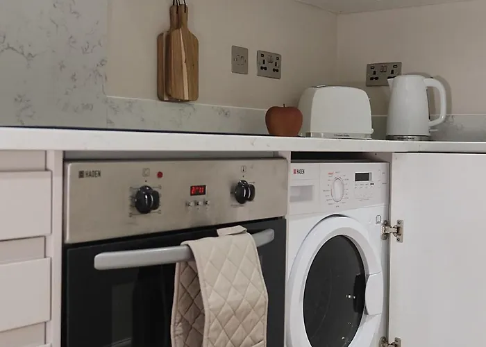 Appartement The Maison - Town Clock Views, 5 Min Walk To Train Station