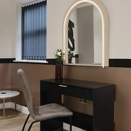 The Maison - Centre Ls1